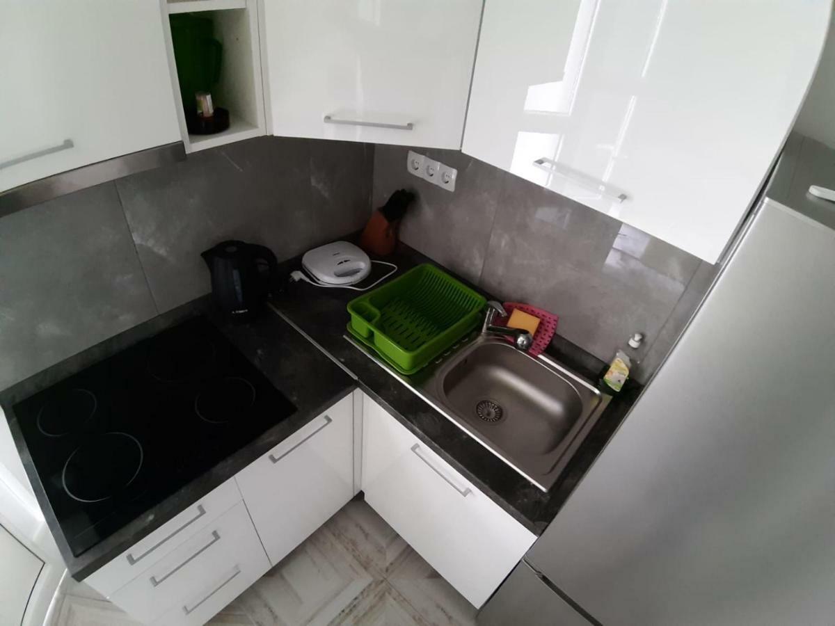 Studio Apartman F&l Apartament Makarska